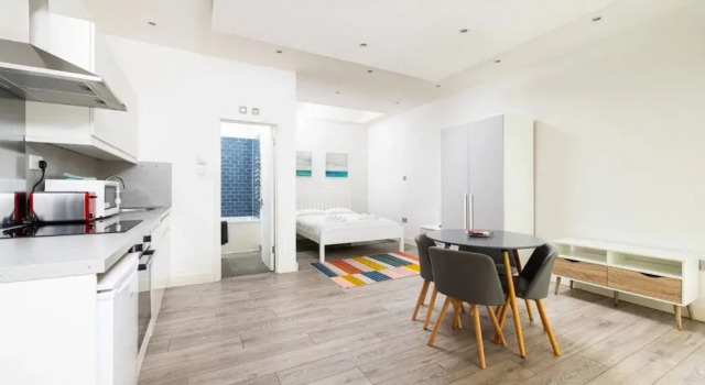 Студия Deluxe Charming Euston