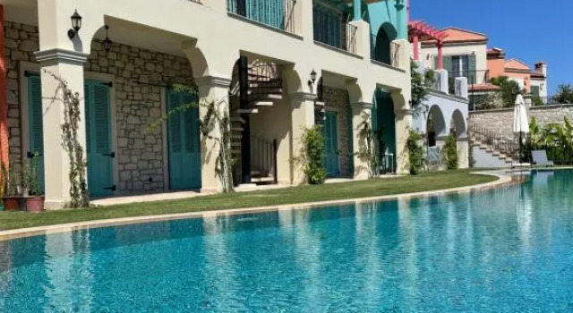 ☆Neues Loft I Pool I Meerblick☆, Забронировать Отель Чешме Измир, рядом с Станция виндсерфинга Алачати