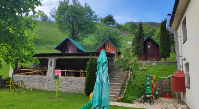 Номер Standard Rural haushold Konak Vukovica kolibe