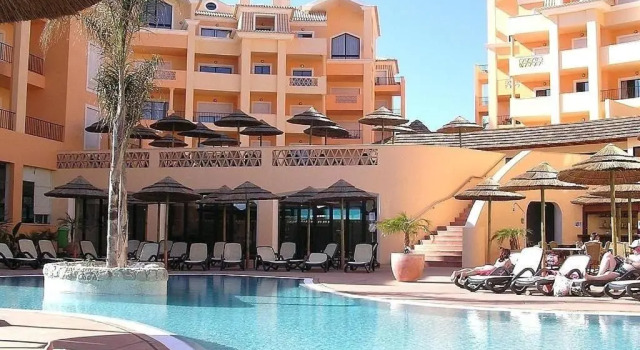 Апартаменты Estrela da Luz 1 Bedroom apt Pool and sea Views