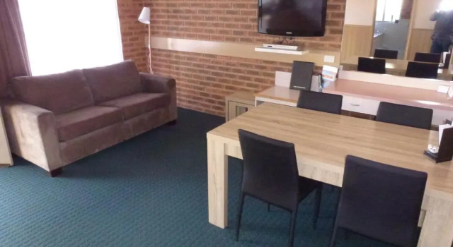 Семейный люкс Colonial Motor Inn Bairnsdale Golden Chain Property