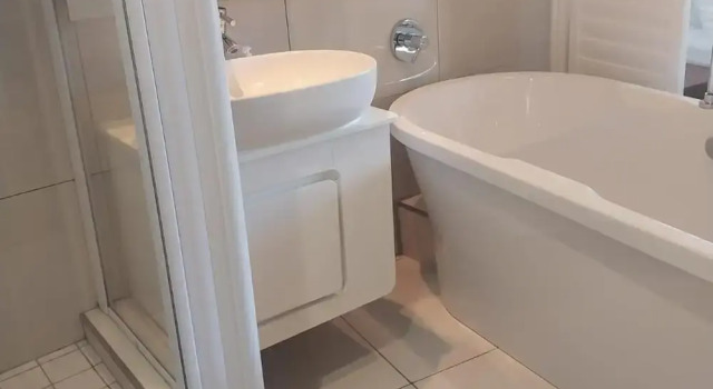 Studio Resort Apartment - Sleeps 2 - Beachside