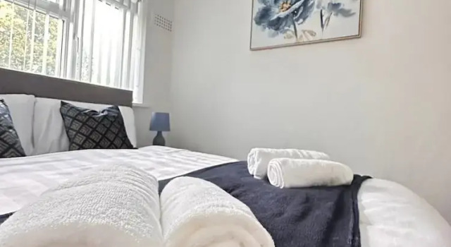 Saunton 3 Bedroom and 1 Bathroom House, Забронировать Дом для отпуска Коттеджи Большого Лондона, Коттедж