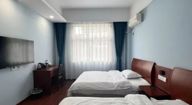 Люкс Standard Yishuiwan Hot Spring Hotel (Lujiang Tangchi Hot Spring Resort)