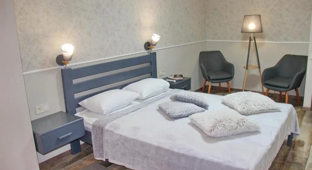 Standard Zimmer Molex Apartments 3