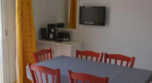 Maison Salavas, 3 pièces, 6 personnes - FR-1-382-16