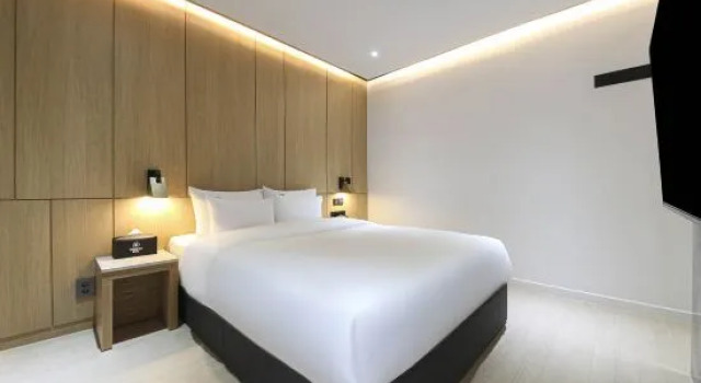 Полулюкс Mokpo Browndot Hotel Peace Square