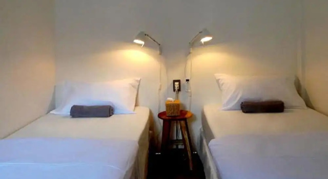 Двухместный номер Standard с балконом T-Boutique Hostel - Hua Lamphong
