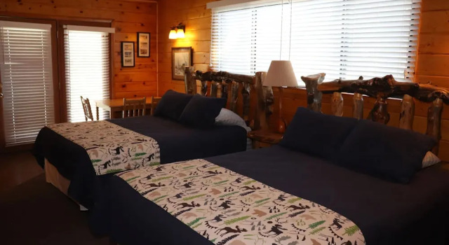 Номер Deluxe Yellowstone Valley Inn