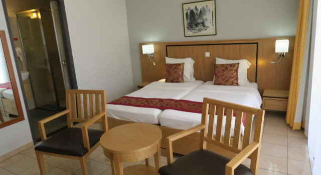 Klasický Dvoulůžkový s manželskou postelí pokoj Central Hotel