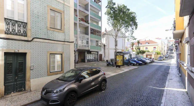 Graça Jacuzzi by Homing, Забронировать Отель Отели Лиссабона 3 звезды, рядом с Portas do Sol Belvedere, 3*