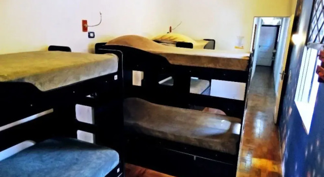 Uvaia Hostel