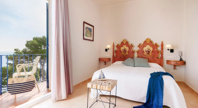 Двухместный номер Standard с балконом и с видом на море Hotel Sant Roc