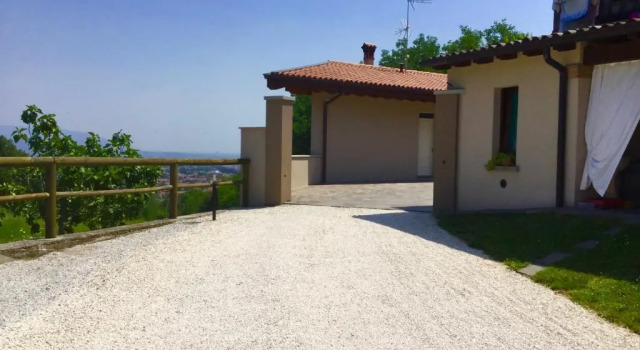 B&B CORTE SANTANGELO, Book Bed and Breakfast Hotels in Franciacorta with Breakfast, Breakfasts