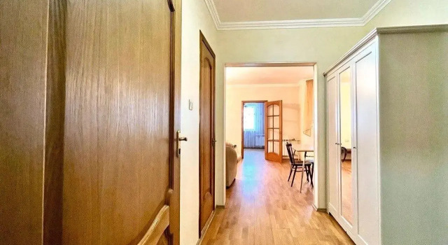 Relax Apart on Molodezhnaya Street 68, Buchen Sie Ferienwohnung Hotels in Oblast Moskau mit Parkplatz, Parkplätze