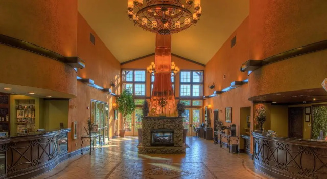 RiverStone Condo Resort & Spa, Забронировать Курортный отель Пиджен-Фордж Great Smoky Mountains National Park, рядом с TopJump Trampoline Park &amp; Extreme Arena