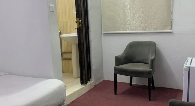 Четырёхместный семейный номер Standard Lina hotel