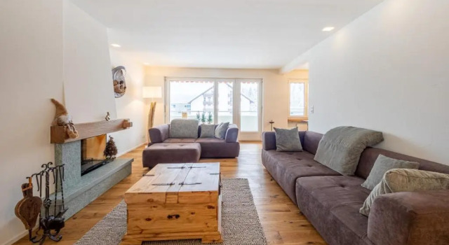 LAAX Homes - Val Signina 7-12, Book Hotel Laax 
