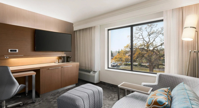 Двухместный номер Standard с балконом Residence Inn by Marriott Roseville