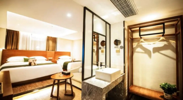 Immersing Hotel Guihu Branch