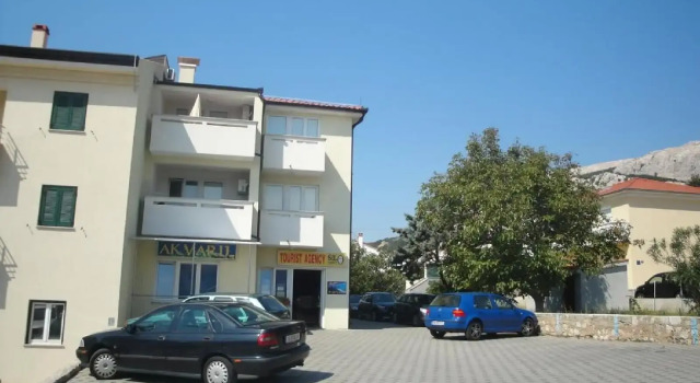 Akvarij - Two Bedroom No.3, Забронировать Отель Башка остров Крк, рядом с Пляж Башка
