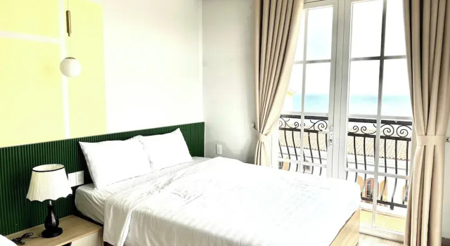 Номер Deluxe AT Hotel & Café in Sunset Town - Phu Quoc