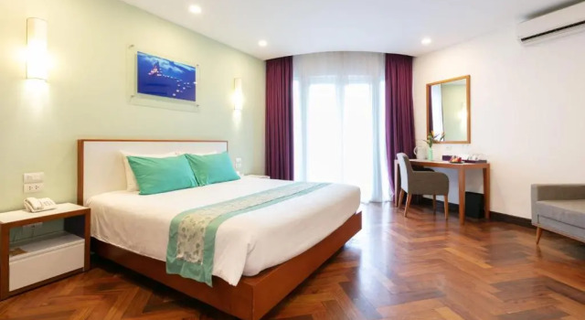 Семейный номер Standard ÊMM Hotel Hue