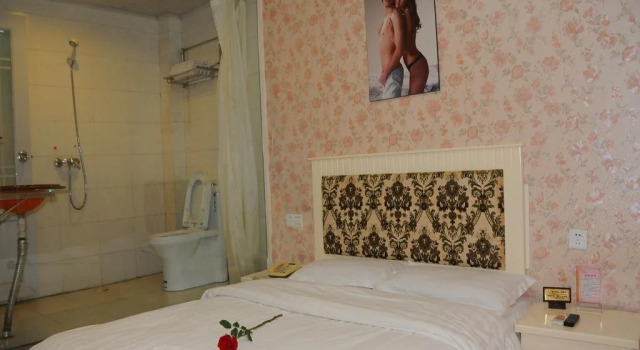 Leshan Shimei Hotel, Prenota Hotel Hotel a Sichuan con parcheggio, Parcheggio