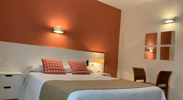 Двухместный номер Standard Hotel Restaurant Llansola