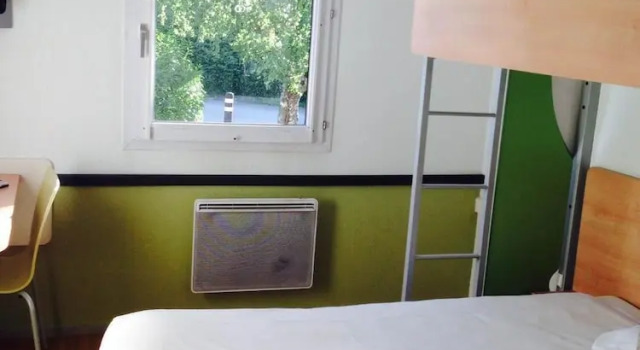 Номер Standard ibis budget Besançon Ecole Valentin