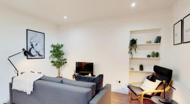 WelcomeStay Tooting Broadway 3 Bedroom Apartment, Varaa Huoneisto Asunnot kohteessa Merseyside, Huoneisto