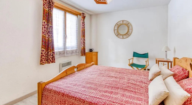 Les Fauvettes - appartement vue imprenable sur montagne, Забронировать Апартаменты/квартира Амбрён Lac de Serre-Ponçon