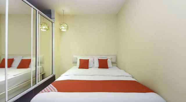 Номер Deluxe OYO 479 The Green Hotel