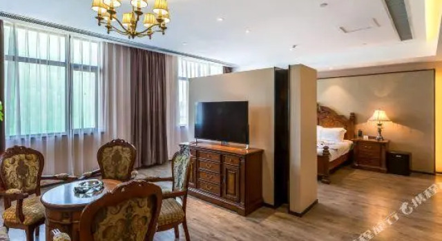 Люкс Executive Bright Culture Hotel