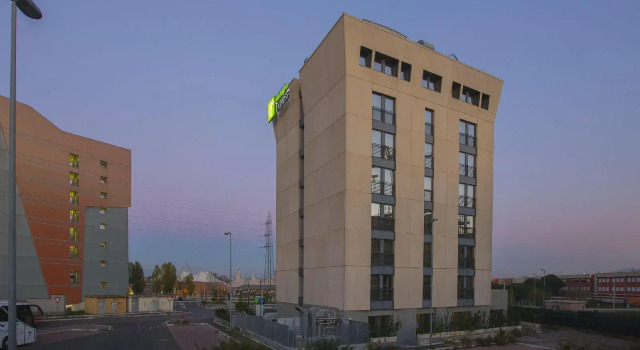 GP Hotel, Reserva ahora Hotel Hoteles en El Lacio con aparcamiento, Aparcamiento