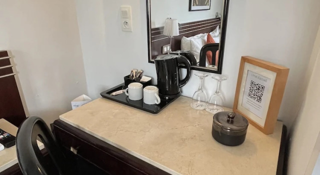 Трёхместный номер Comfort с балконом Hôtel Ursula