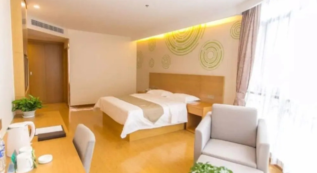 Двухместный номер Standard GreenTree Inn Jinan Jiyang Bus Station Express Hotel