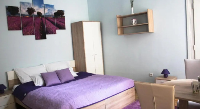 Студия Little Hungary Apartment