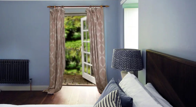 Beautiful old cottage sleeps 6 near Bath, Boek Vakantiehuis Vakantiehuizen in Merseyside, Cottage