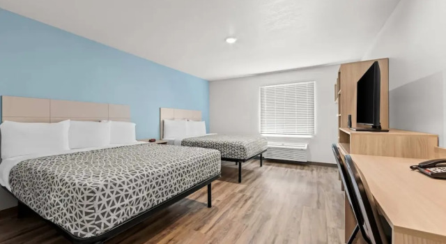 Четырёхместный люкс WoodSpring Suites Oak Ridge Knoxville