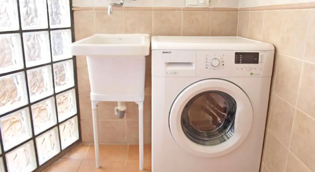 ApartUP Yellow Opera View, Забронировать Отель Каминс-аль-Грау 