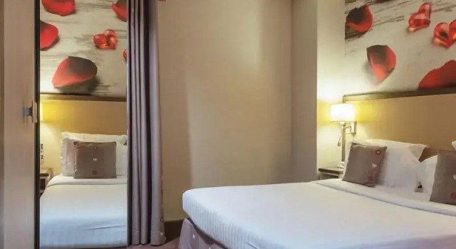 Двухместный номер Superior с балконом Hotel Elysa-Luxembourg
