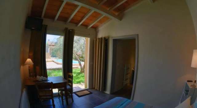 L'Olivette, Rezervovat Penzión Hotely v Montagnac s parkováním, Parkování