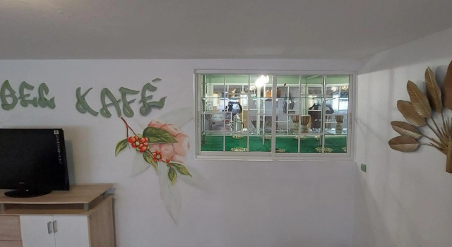 Label kafé, Rezerwuj Hotel Hotele w Basse-Terre z parkingiem, Parking