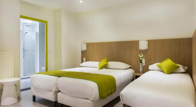 Трёхместный номер Standard Hotel Bel Oranger Gare de Lyon