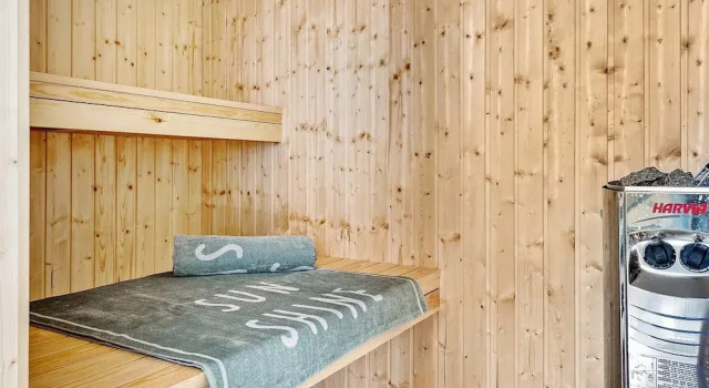 Chic Holiday Home in Hovedstaden near Sea, Book Vacation Home Hotels in Zealand with a Pool, Swimming Pool