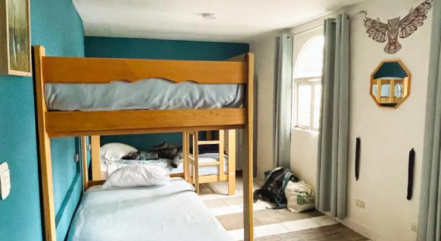 Кровать в общем номере The Secret Garden Hostel