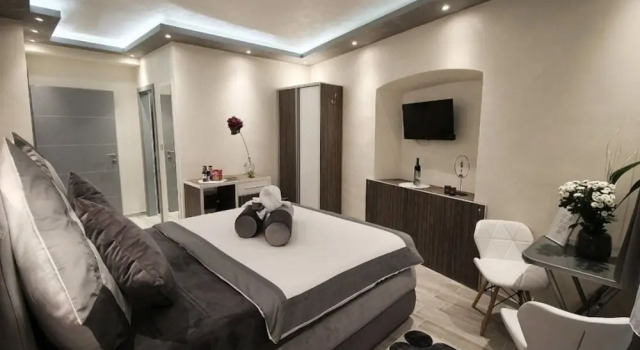 Alessio Premium Rooms - King Room 4, Забронировать Гостевой дом Гостевые дома Пореч, рядом с Старый город Пореча, Гостевой дом