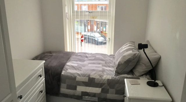 Harbour Lets - Hendre Road Apartment - Pencoed, Забронировать Апартаменты/квартира Пенкойд Гламорган
