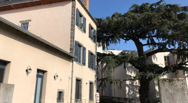 Villa Noellet - Clermont Ferrand, Забронировать Вилла Виллы Овернь-Рона-Альпы, Вилла